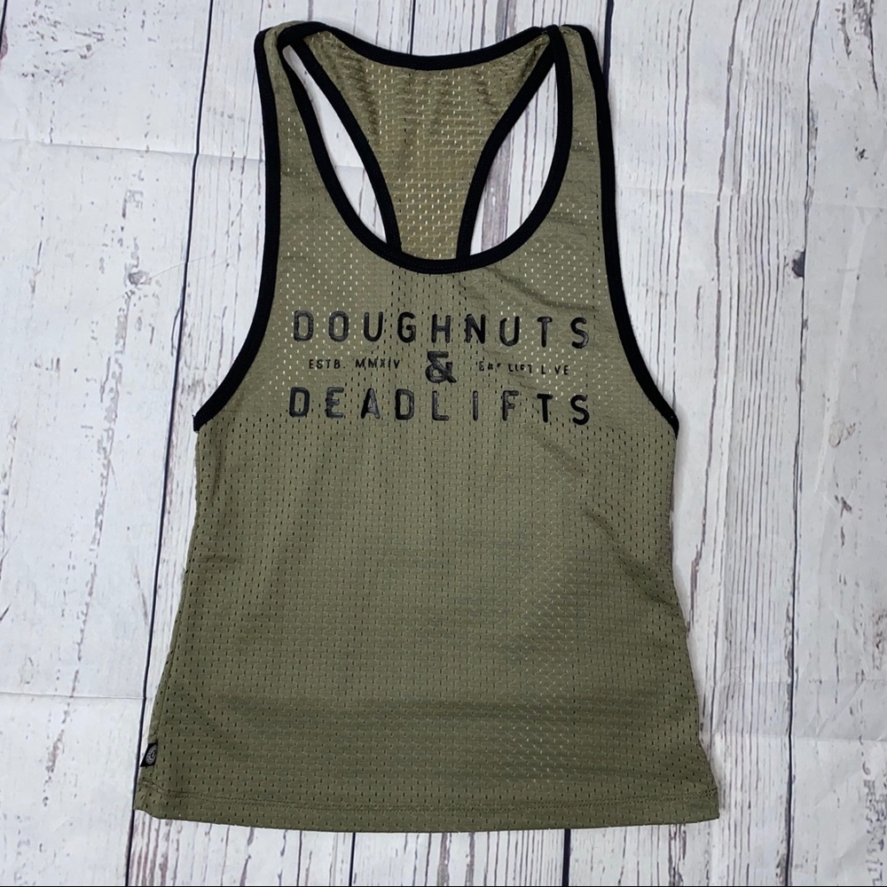 Doughnuts & Deadlifts tank